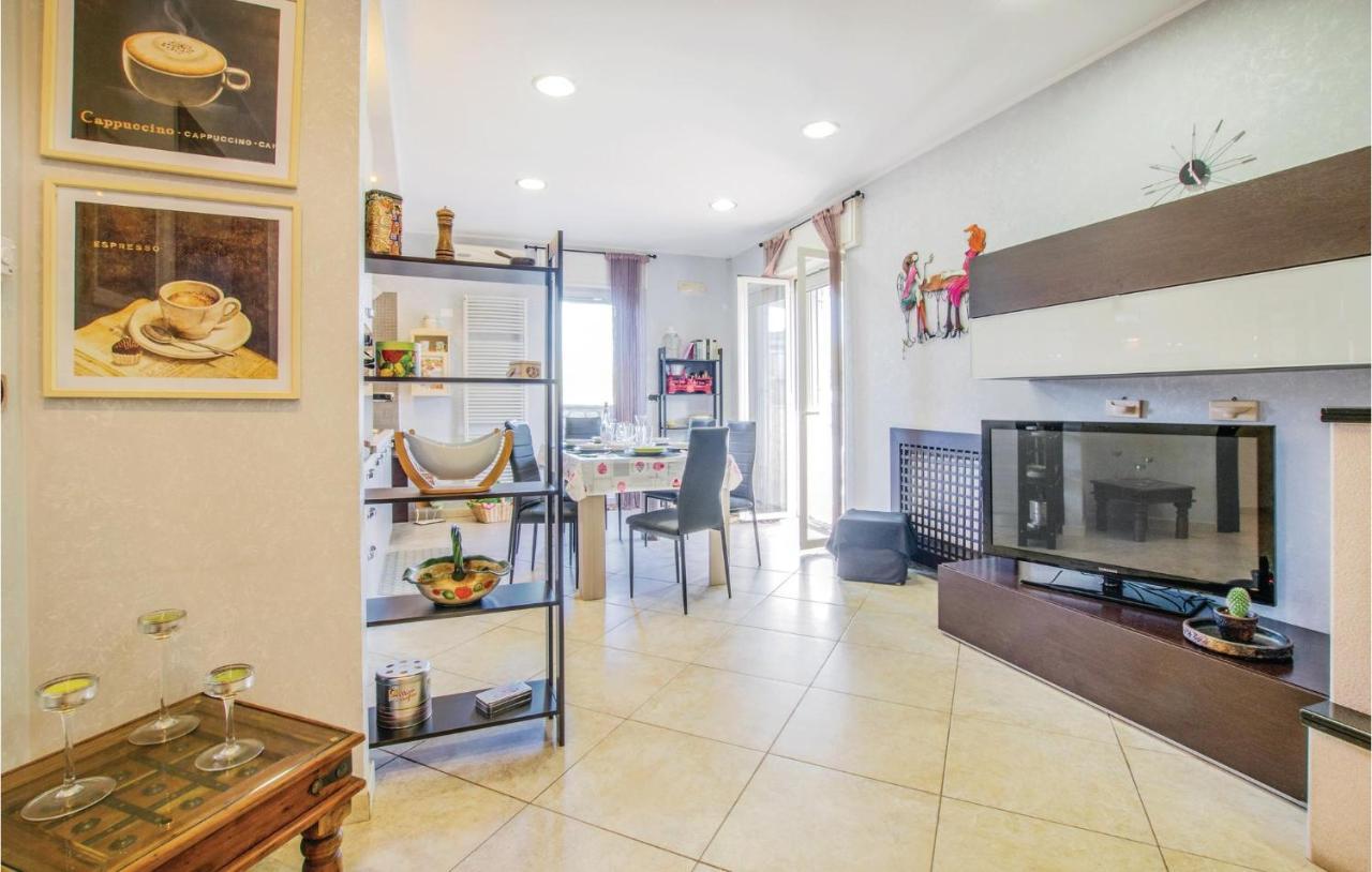 Awesome Apartment In Bari With Wifi Buitenkant foto