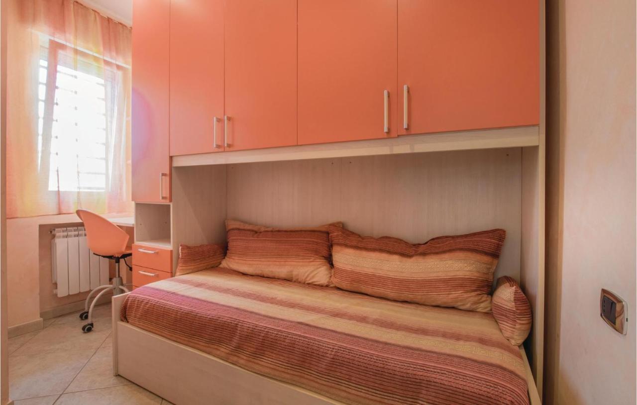 Awesome Apartment In Bari With Wifi Buitenkant foto